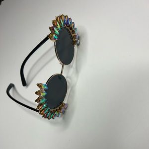 Quirky black lenses. Dare to be unique